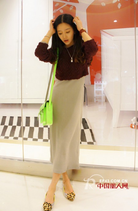 长裙随风摇摆 穿出飘逸范儿你最吸睛