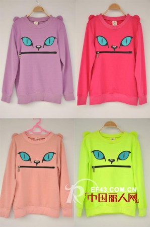 春夏卫衣当道 炫彩潮范儿吸睛搭