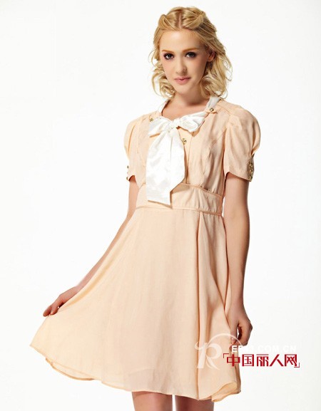 非粼品牌女装五一小长假出游行头  只等你来