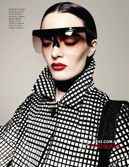 模特Sam Rollinson为Elle西班牙版5月刊拍时尚大片