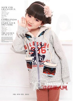 “巴拉邦”时尚童装  为儿童着装带来简约清新潮流气息