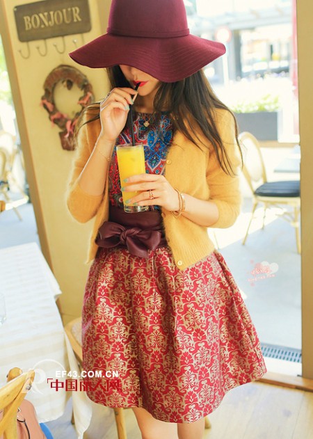 呛口小辣椒教你时尚穿衣经 和闺蜜做双双姐妹花