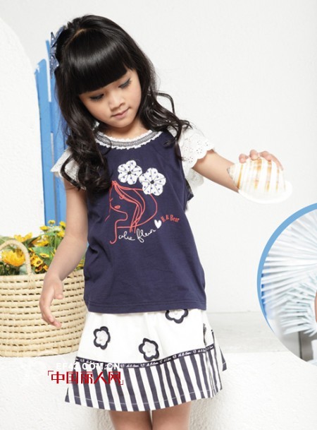 哈利玻特熊品牌童装2013春夏新品型录