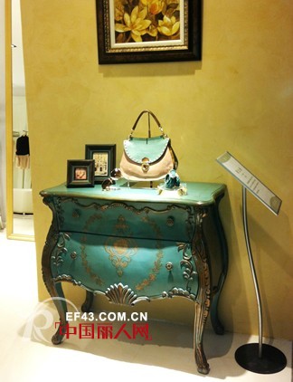 贵宾级的享受 荷比俪店铺装修解读