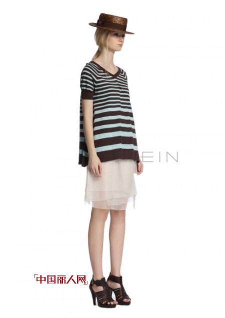 EIN品牌女装 清新条纹带你感受本季安然之境