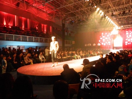 西元前秋冬新款发布会暨朴海镇出道七周年庆典 西元前秋冬新款发布会暨朴海镇出道七周年庆典