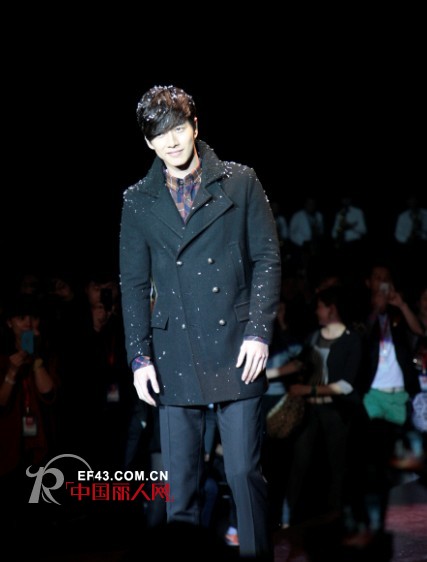 西元前秋冬新款发布会暨朴海镇出道七周年庆典 西元前秋冬新款发布会暨朴海镇出道七周年庆典