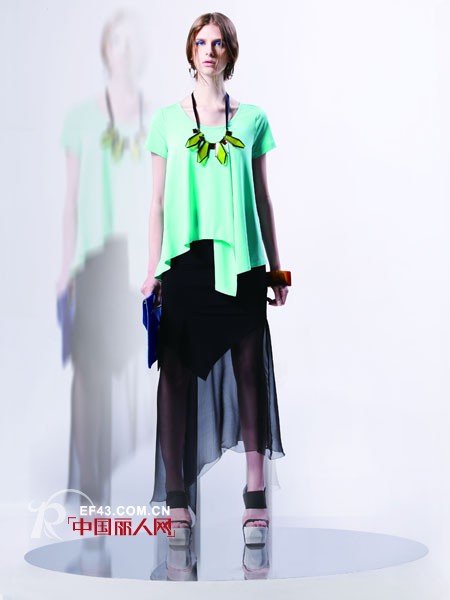 台绣艺术空间 2013春夏色彩炫动惹人眼球