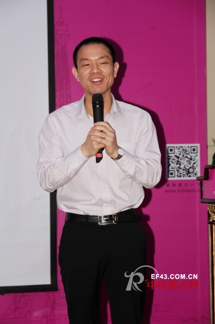 漫步人生,腾飞梦想——康居漫装2013秋冬发布圆满落幕