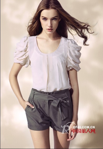 唯简女装春夏装 将潮流随身携带