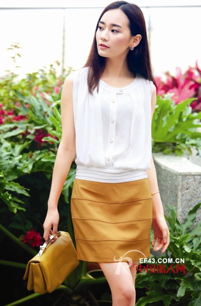 恭祝青花语淑女装品牌成功签约两家专卖店