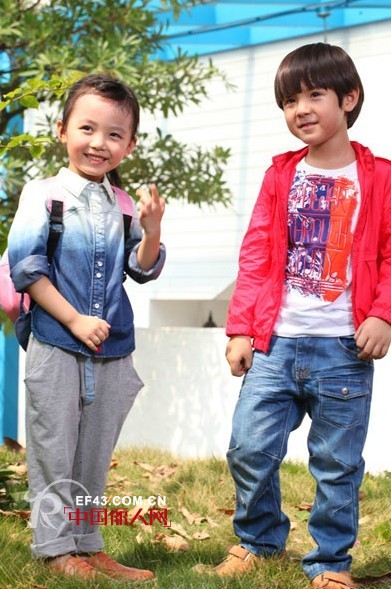 热烈祝贺欣薇尔童装湖南常德店盛大开业