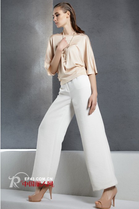 太和品牌女装  不规则剪裁也能塑造职场女性强大气场