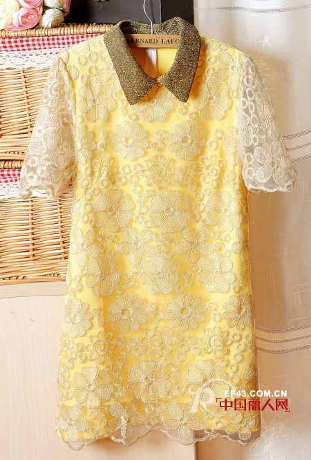 五一甜美出行  蕾丝连衣裙惹人爱