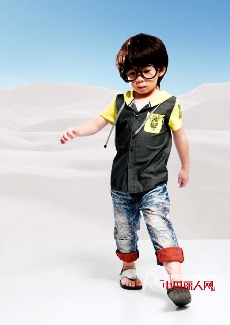 “中阁娃娃”童装春夏牛仔系列新品横扫街头