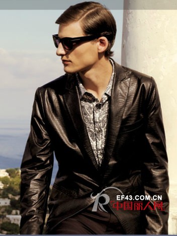 迪柯尼商务男装 打造成熟男士的多面型