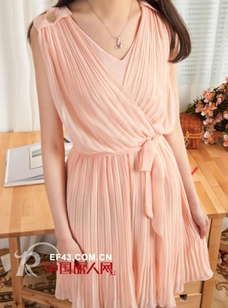 雪纺连衣裙 美丽从雪纺开始