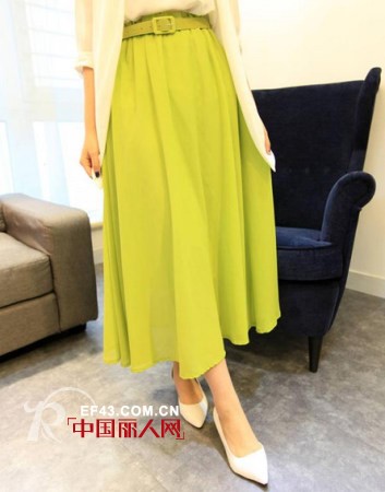 半身长裙绽放极致的仙美