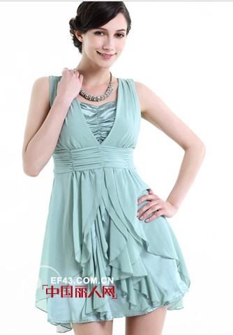 粉蓝衣橱夏装新款 淡雅简约方见知性美