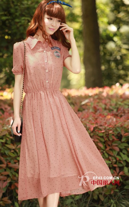 飘逸仙美长裙 度假真抢镜