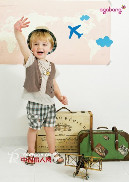 阿卡邦时尚童装2013年春夏新品型录