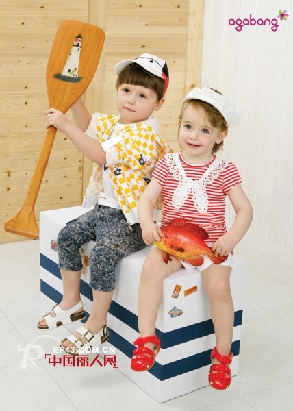 阿卡邦时尚童装2013年春夏新品型录