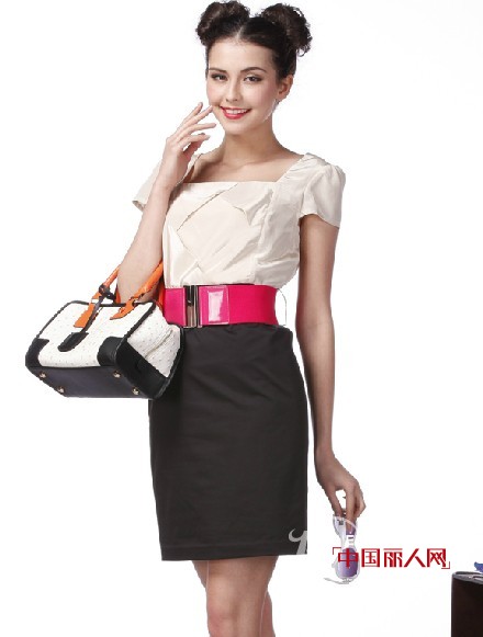 依歌女装天猫旗舰店年中大促 夏季新款推荐