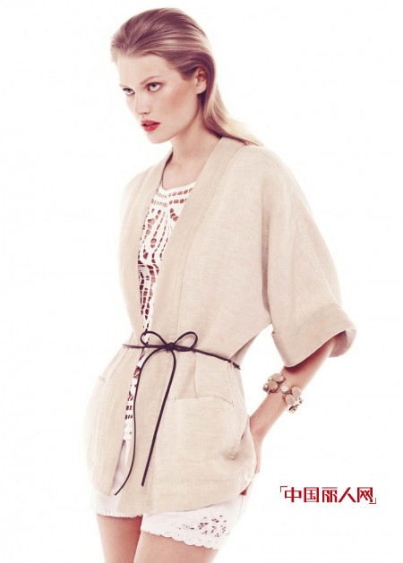 Toni Garrn中性演绎Mango最新夏季LOOKBOOK