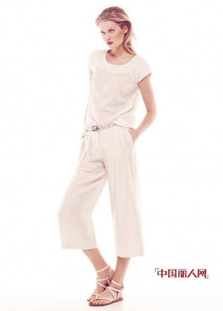 Toni Garrn中性演绎Mango最新夏季LOOKBOOK