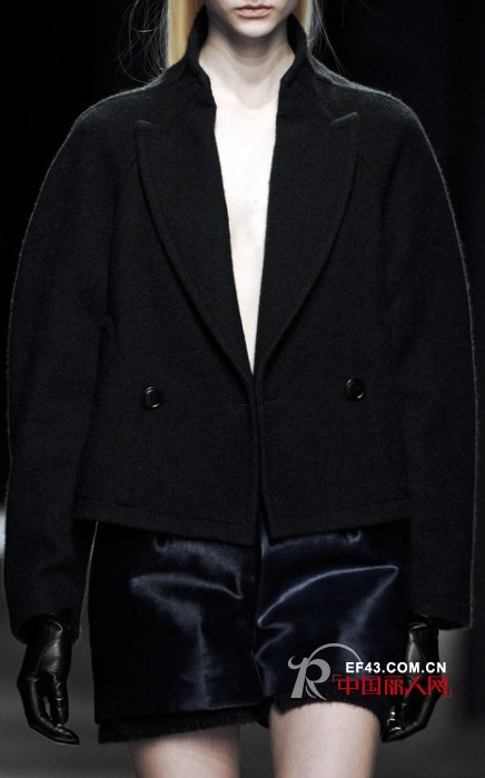 黑色经典永不灭 欧美范儿属你最吸睛