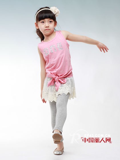 春芽子童装夏季新品全新首发  今夏来一场华丽de旅行