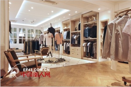 快时尚男装品牌UO  职场成功人士首选品牌