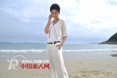 一衣两穿省心服装搭配 时尚便利进行时