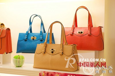 母亲节最好的礼物,和妈妈一起逛街买包!