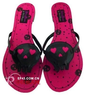 那静静的彩色,闪动着整个世界