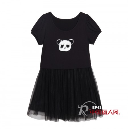 自然元素女装熊猫主题系列  简单中彰显时尚