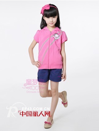 童梦家童装  实现孩子梦想的家园