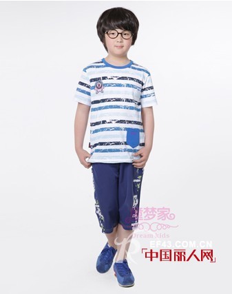 童梦家童装  实现孩子梦想的家园