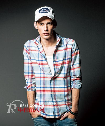 型男都爱装 衬衣也疯狂