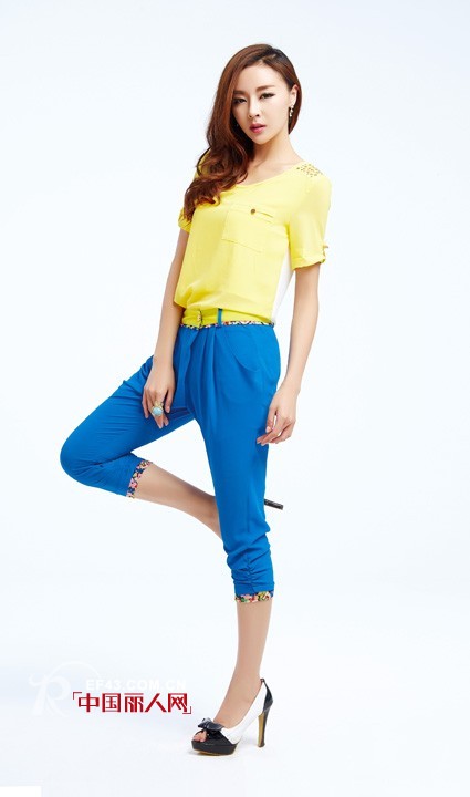 红雨竹女装 全城黄色风暴强烈袭来