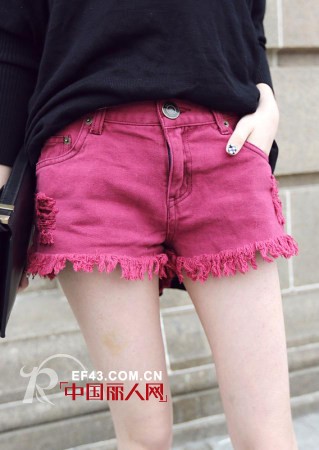 糖果色小短裤让你清凉一夏