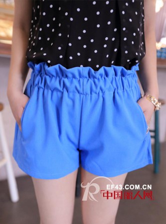 糖果色小短裤让你清凉一夏