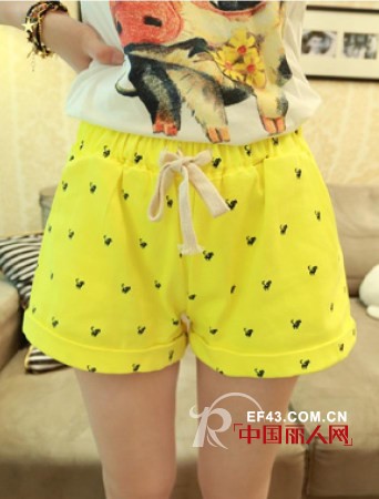 糖果色小短裤让你清凉一夏