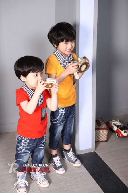 翘嘴蛇童装 创造快乐幸福乐园