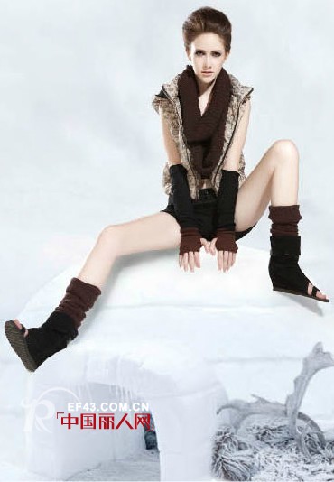 衣诺魅可2013冬装新品  简洁细腻的叙说着“假日宁静”