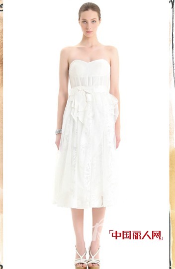 曼娅奴新品连衣裙第二波 魔镜前的美丽密语