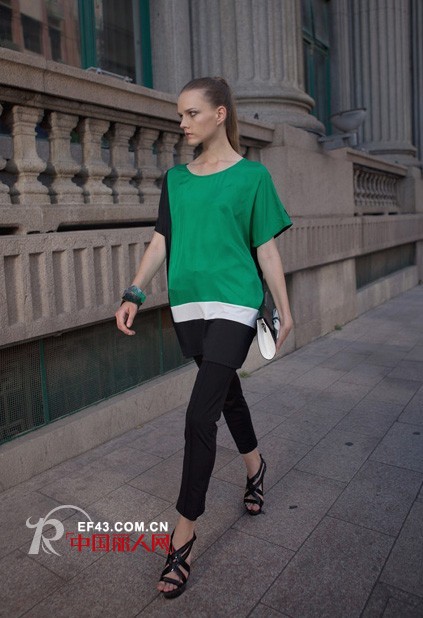 sofeya女装 用笑容看世界你会得到想要的