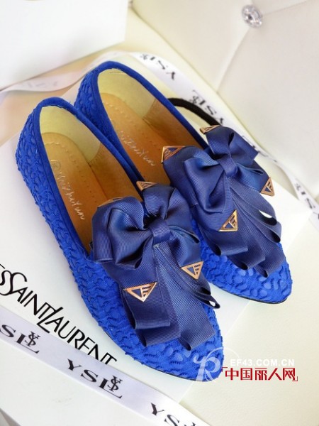 美丽百搭蝴蝶结单鞋 让你目不暇接