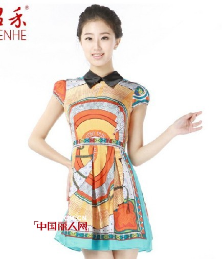 温禾女装夏季新品 中西艺术融合的美学