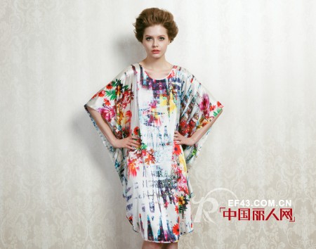 维欧艾时尚精品女装 诠释女性雅致生活